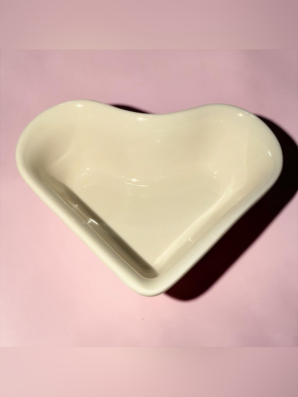 Longaberger Cream Heart-Shaped Bakeware Dish